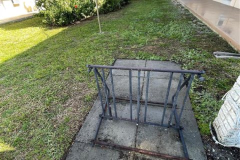 Condominio en venta en Fort Lauderdale, Florida, 2 dormitorios, 74.32 m2 № 2087588 - foto 11