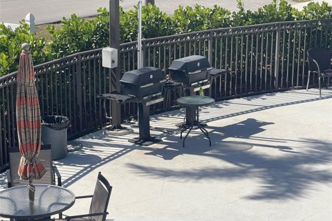 Condominio en venta en Fort Lauderdale, Florida, 2 dormitorios, 74.32 m2 № 2087588 - foto 2