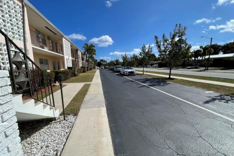 Condominio en venta en Fort Lauderdale, Florida, 2 dormitorios, 74.32 m2 № 2087588 - foto 5
