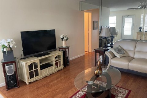 Condominio en venta en Fort Lauderdale, Florida, 2 dormitorios, 74.32 m2 № 2087588 - foto 28