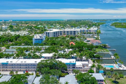Condo in Sarasota, Florida, 2 bedrooms  № 2216599 - photo 25