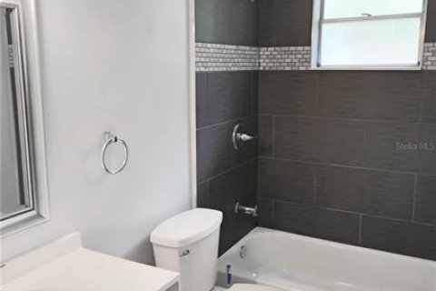 Casa en alquiler en Oviedo, Florida, 3 dormitorios, 122.26 m2 № 1917916 - foto 22