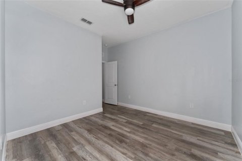 Villa ou maison à vendre à Orlando, Floride: 3 chambres, 198.9 m2 № 2228482 - photo 16
