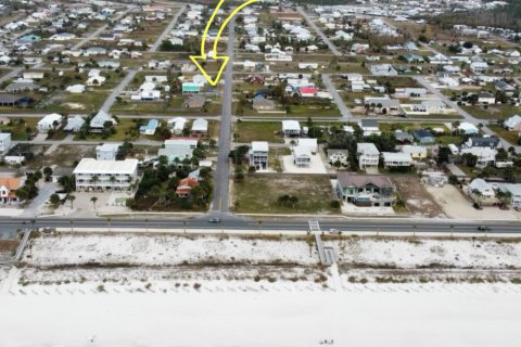 Land in Mexico Beach, Florida № 559012 - photo 1