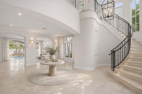 Villa ou maison à louer à Fort Lauderdale, Floride: 4 chambres, 365.76 m2 № 2084558 - photo 13