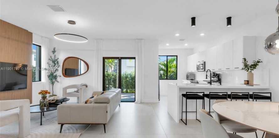 Townhouse in URBANA in Doral, Florida 3 bedrooms, 219.81 sq.m. № 1951816