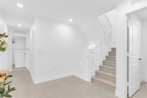 Townhouse in URBANA in Doral, Florida 3 bedrooms, 219.81 sq.m. № 1951816 - photo 30