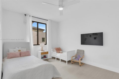 Townhouse in URBANA in Doral, Florida 3 bedrooms, 219.81 sq.m. № 1951816 - photo 26