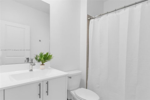 Townhouse in URBANA in Doral, Florida 3 bedrooms, 219.81 sq.m. № 1951816 - photo 28