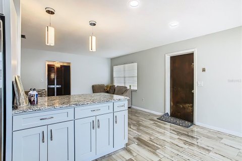 Villa ou maison à vendre à Kissimmee, Floride: 3 chambres, 142.42 m2 № 2148239 - photo 18