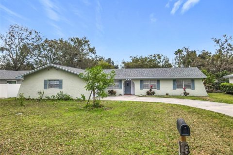 Villa ou maison à vendre à Kissimmee, Floride: 3 chambres, 142.42 m2 № 2148239 - photo 2
