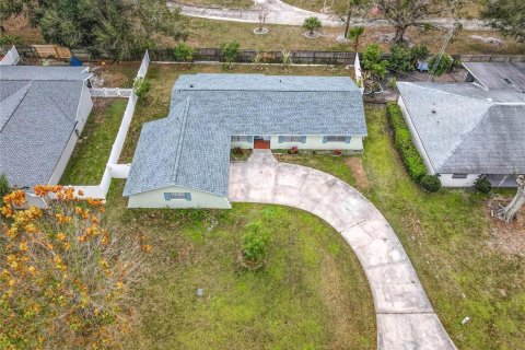 Villa ou maison à vendre à Kissimmee, Floride: 3 chambres, 142.42 m2 № 2148239 - photo 3