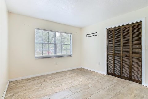 Villa ou maison à vendre à Kissimmee, Floride: 3 chambres, 142.42 m2 № 2148239 - photo 26