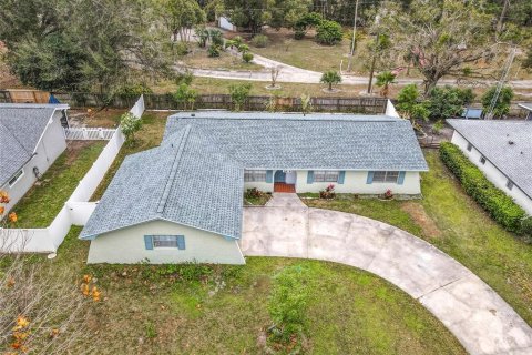 Villa ou maison à vendre à Kissimmee, Floride: 3 chambres, 142.42 m2 № 2148239 - photo 4
