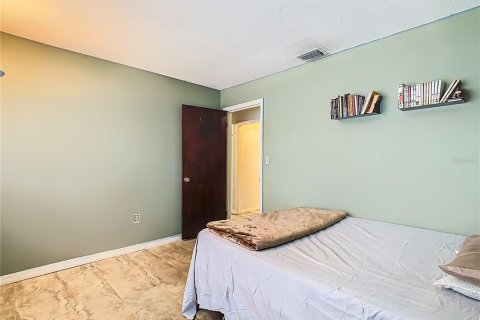 Villa ou maison à vendre à Kissimmee, Floride: 3 chambres, 142.42 m2 № 2148239 - photo 30
