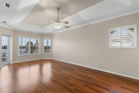 House in Tarpon Springs, Florida 4 bedrooms, 392.05 sq.m. № 1884674 - photo 28
