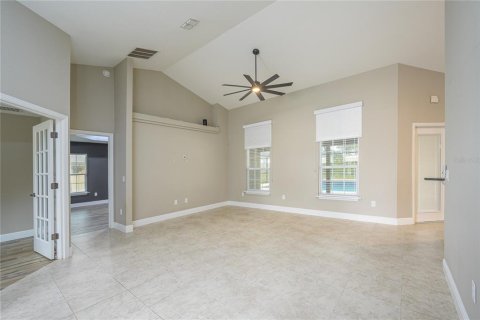 House in Ocala, Florida 3 bedrooms, 199.74 sq.m. № 1531221 - photo 9