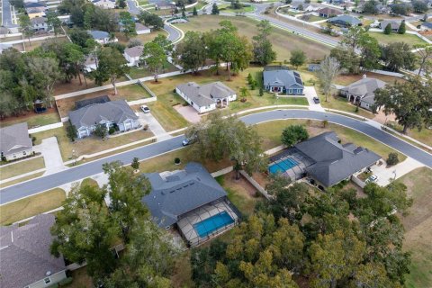 House in Ocala, Florida 3 bedrooms, 199.74 sq.m. № 1531221 - photo 7
