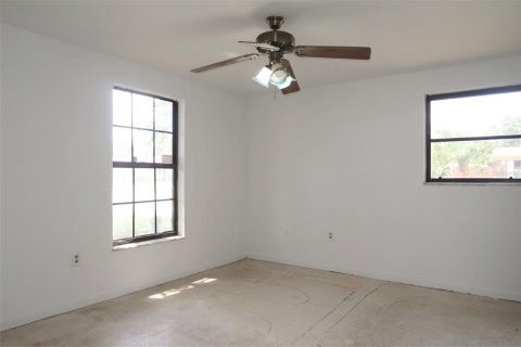 House in Lakeland, Florida 4 bedrooms, 167.13 sq.m. № 1884140 - photo 9