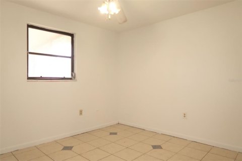 House in Lakeland, Florida 4 bedrooms, 167.13 sq.m. № 1884140 - photo 11