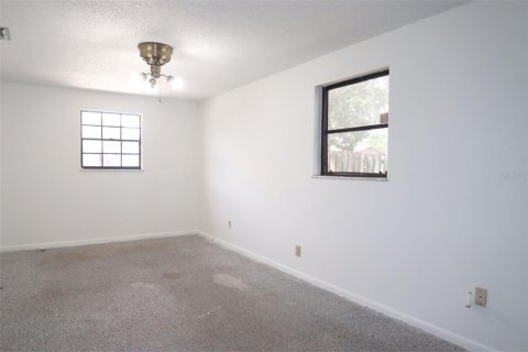 House in Lakeland, Florida 4 bedrooms, 167.13 sq.m. № 1884140 - photo 8