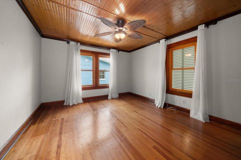 House in Gulfport, Florida 1 bedroom, 59.64 sq.m. № 1847257 - photo 15