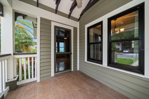 House in Gulfport, Florida 1 bedroom, 59.64 sq.m. № 1847257 - photo 3