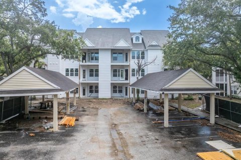 Condo in Palm Harbor, Florida, 2 bedrooms № 2217551