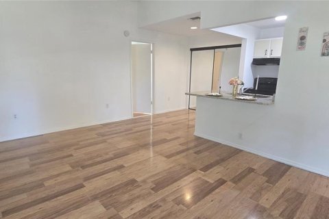 Appartement à louer à Kissimmee, Floride: 2 chambres, 84.54 m2 № 2388159 - photo 5