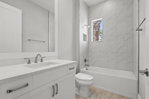 Купить виллу или дом в Виро-Бич, Флорида 6 комнат, 246.84м2, № 2086218 - фото 26