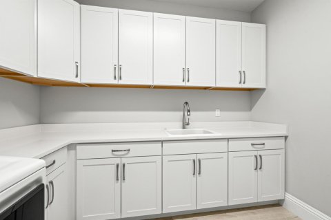 Купить виллу или дом в Виро-Бич, Флорида 6 комнат, 246.84м2, № 2086218 - фото 14