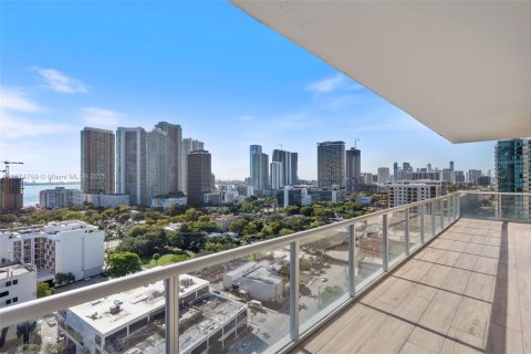 Снять в аренду кондоминиум в Майами, Флорида 2 спальни, 100.43м2, № 1977771 - фото 4