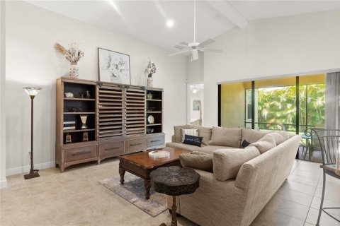 House in Bradenton, Florida 3 bedrooms, 185.34 sq.m. № 1852785 - photo 10