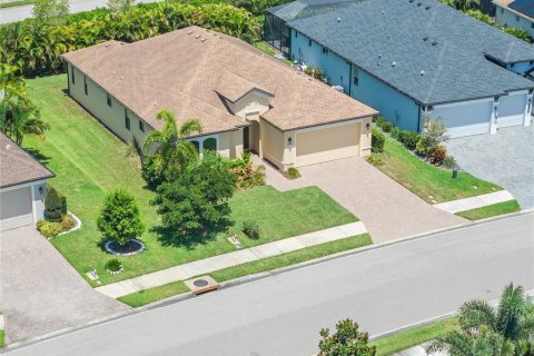 House in Bradenton, Florida 3 bedrooms, 185.34 sq.m. № 1852785 - photo 29