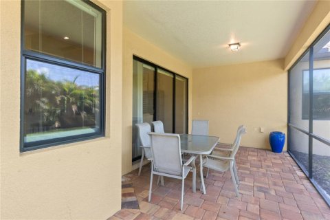 House in Bradenton, Florida 3 bedrooms, 185.34 sq.m. № 1852785 - photo 27