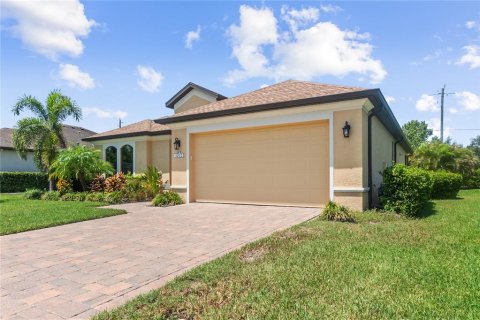 House in Bradenton, Florida 3 bedrooms, 185.34 sq.m. № 1852785 - photo 2