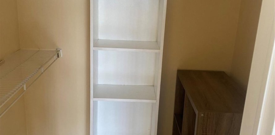 Condominio en Fort Lauderdale, Florida, 1 dormitorio № 1228481