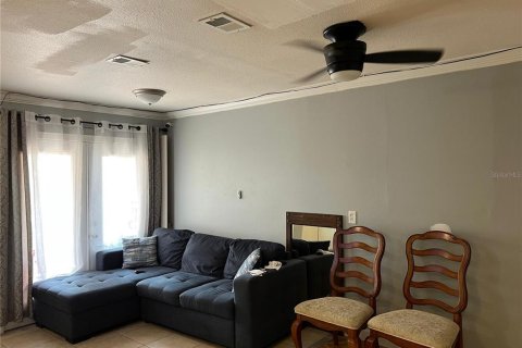 Townhouse in Winter Park, Florida 3 bedrooms, 167.5 sq.m. № 1657571 - photo 3