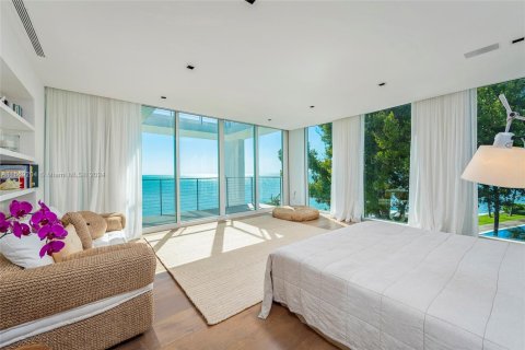 Casa en alquiler en Key Biscayne, Florida, 6 dormitorios, 761.98 m2 № 1933868 - foto 25