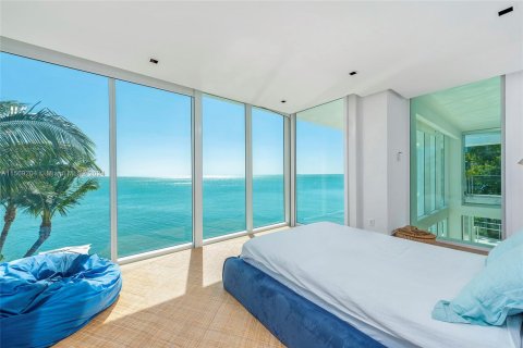 Casa en alquiler en Key Biscayne, Florida, 6 dormitorios, 761.98 m2 № 1933868 - foto 26