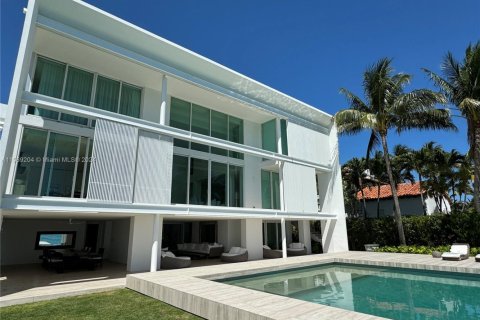 Casa en alquiler en Key Biscayne, Florida, 6 dormitorios, 761.98 m2 № 1933868 - foto 20