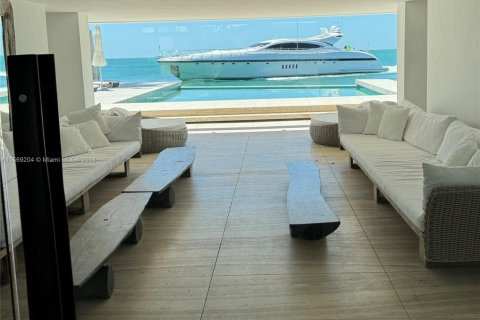 Casa en alquiler en Key Biscayne, Florida, 6 dormitorios, 761.98 m2 № 1933868 - foto 14