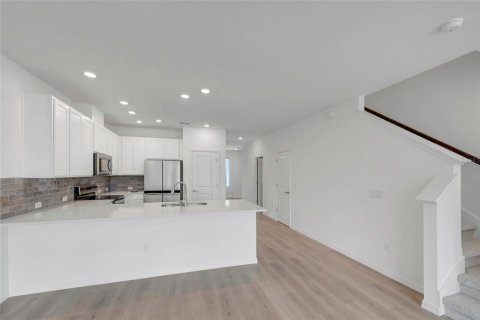 Купить таунхаус в Аполло-Бич, Флорида 3 комнаты, 164.34м2, № 2220350 - фото 5