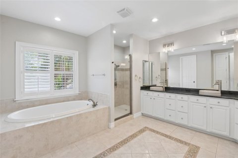 Villa ou maison à vendre à Tampa, Floride: 5 chambres, 465.07 m2 № 2209536 - photo 25