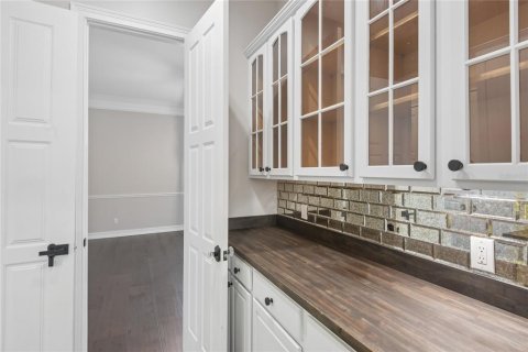 Villa ou maison à vendre à Tampa, Floride: 5 chambres, 465.07 m2 № 2209536 - photo 17