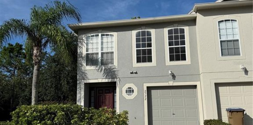 Adosado en Kissimmee, Florida 3 dormitorios, 158.21 m2 № 1879212