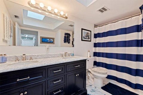 Casa en venta en Saint Petersburg, Florida, 4 dormitorios, 220.09 m2 № 2386147 - foto 25