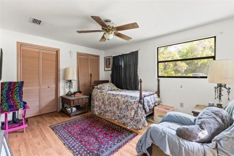 Casa en venta en Nobleton, Florida, 4 dormitorios, 189.24 m2 № 1642925 - foto 18