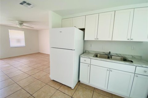 Apartamento en alquiler en Punta Gorda, Florida, 2 dormitorios, 70.23 m2 № 1793736 - foto 1