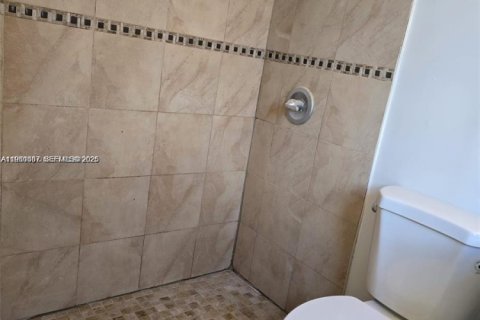 Apartment in Miami, Florida 2 bedrooms, 90.67 sq.m. № 2021828 - photo 6